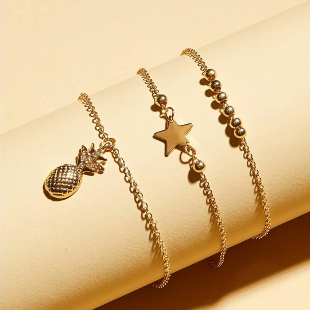 3/$30 Pineapple & Star Beaded Anklet Set - Picture 3 of 5
